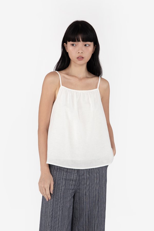 Yesseca Cami