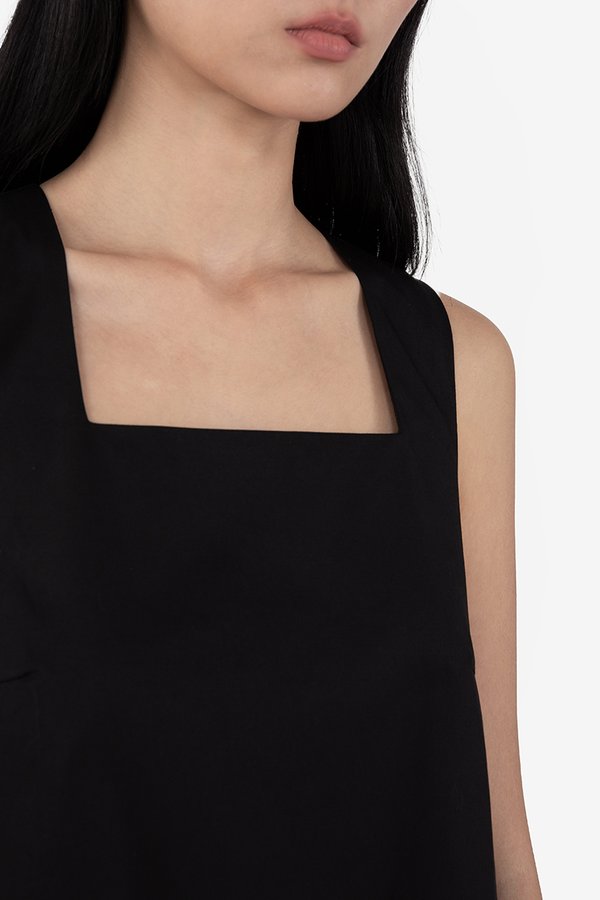 Plaige Dress