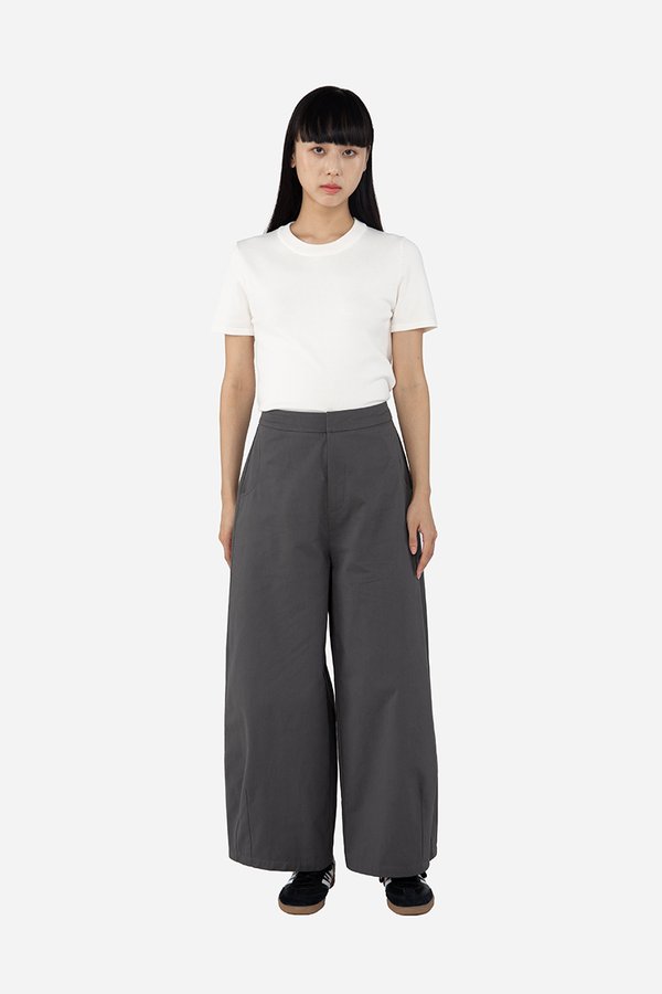 Ugovia Pants