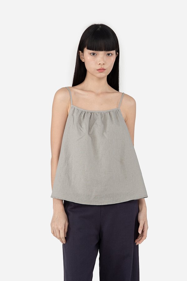 Yesseca Cami