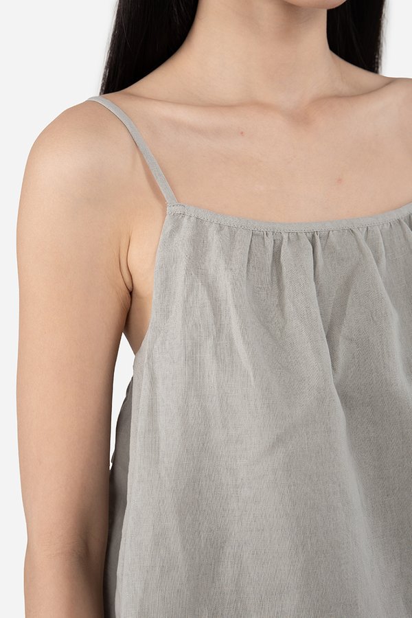 Yesseca Cami