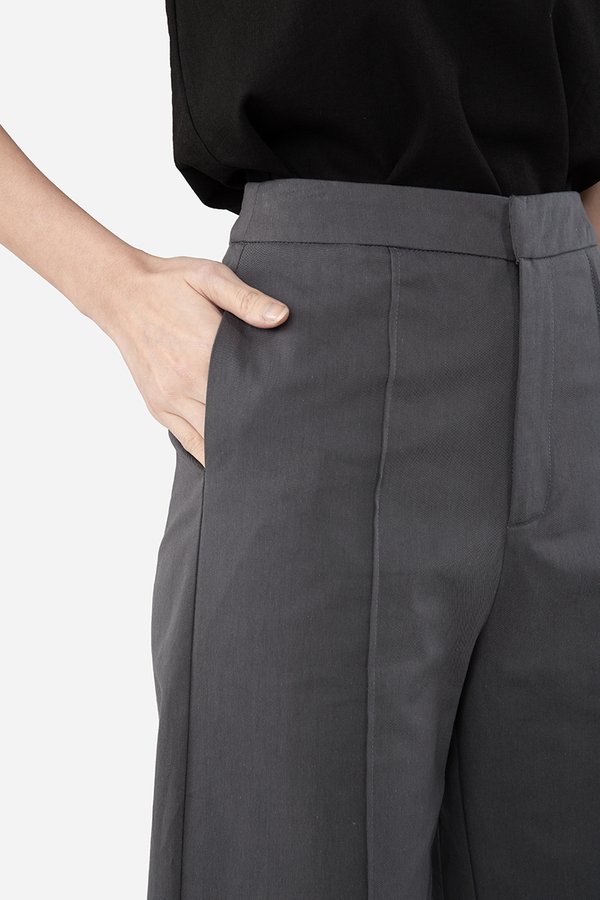 Evius Pants