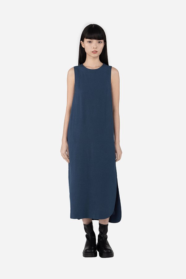 Iwa Dress