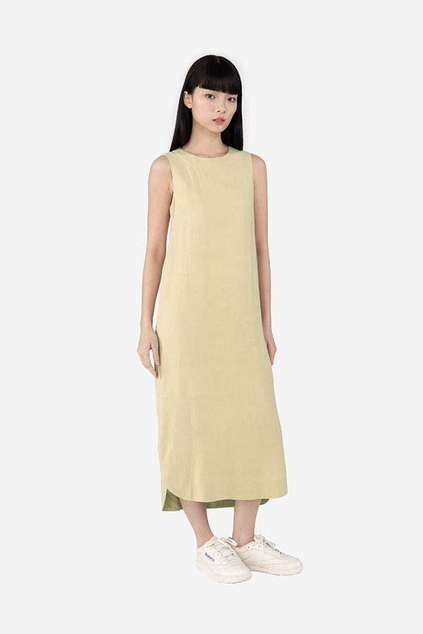 Iwa Dress