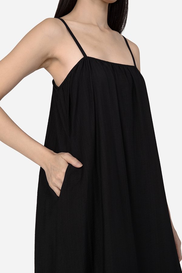 Lennice Dress