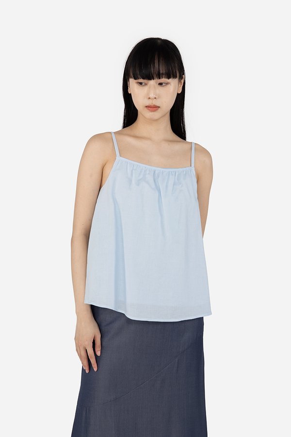 Yesseca Cami