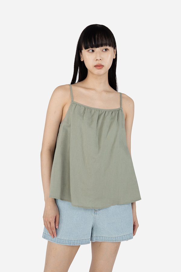 Yesseca Cami