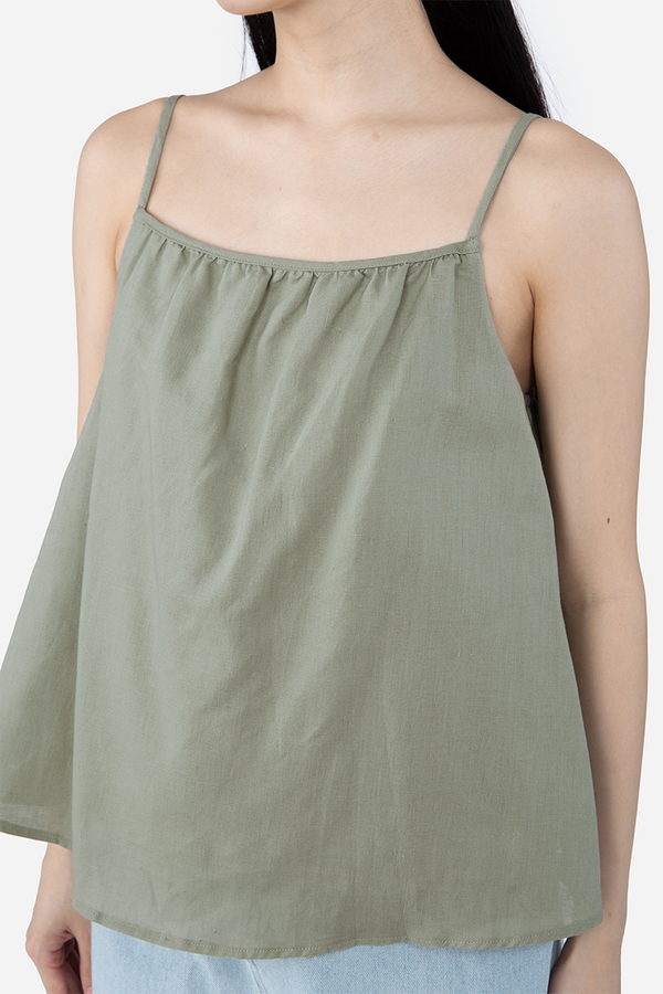 Yesseca Cami
