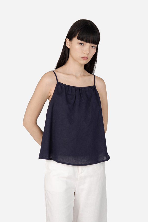 Yesseca Cami