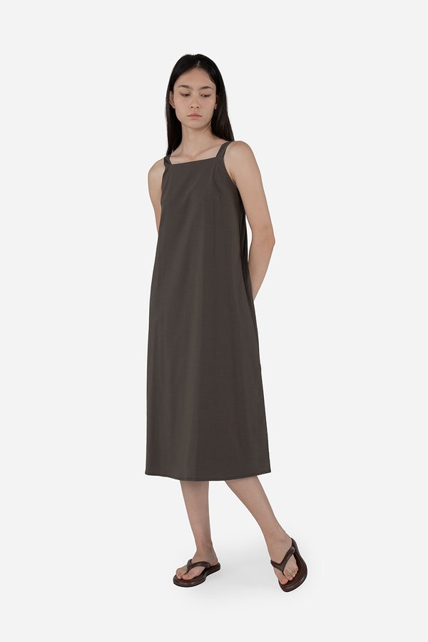 Quieva Dress
