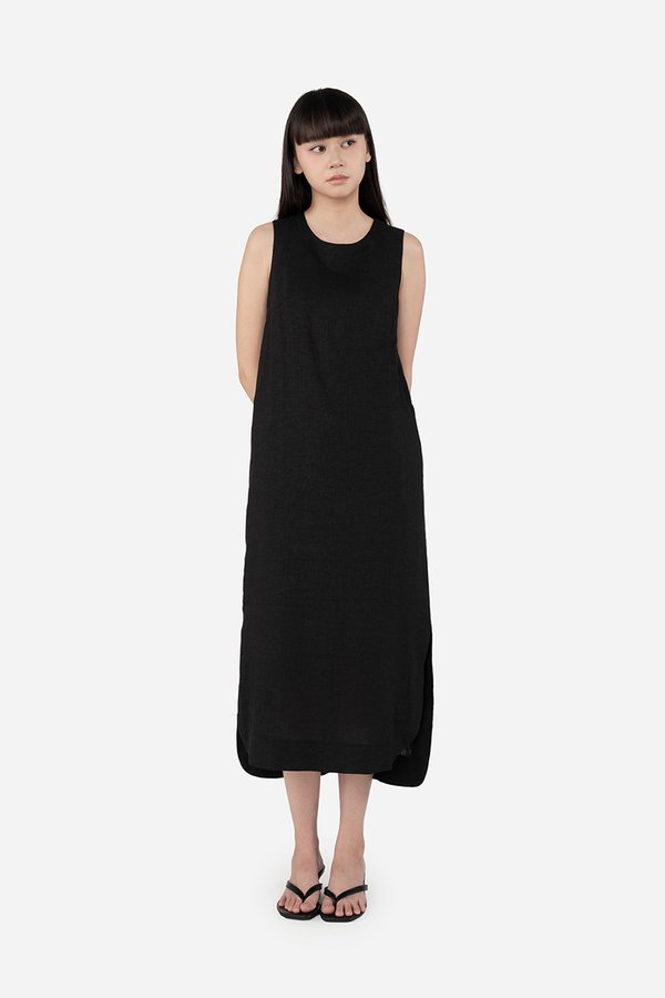 Iwa Dress