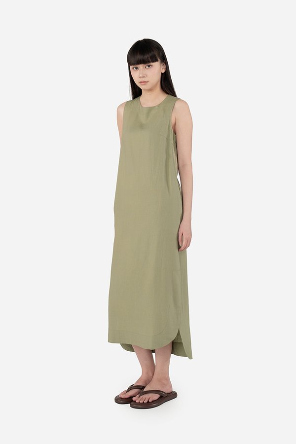 Iwa Dress