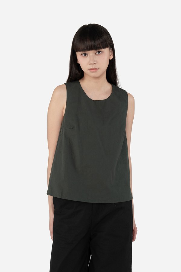 Josette Tank