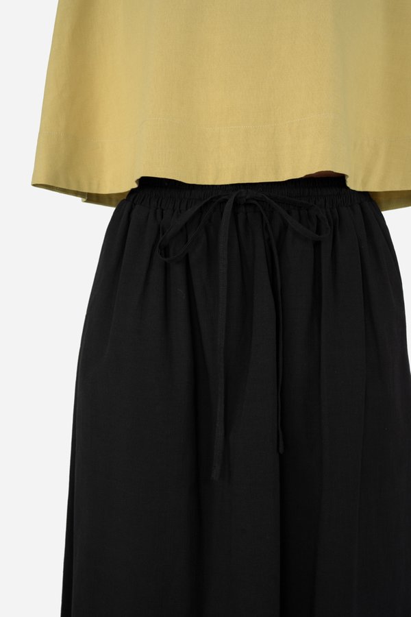 Demeria Skirt