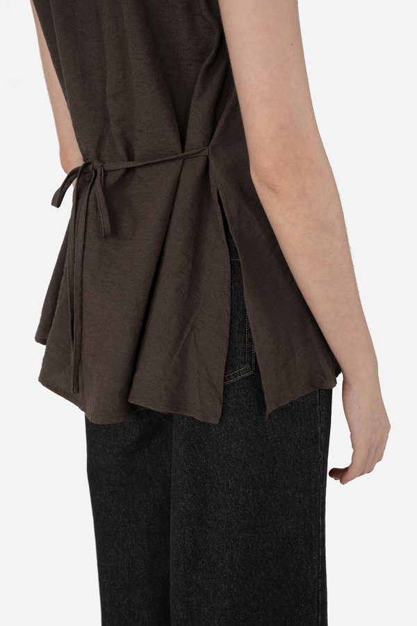 Hollyn Tank