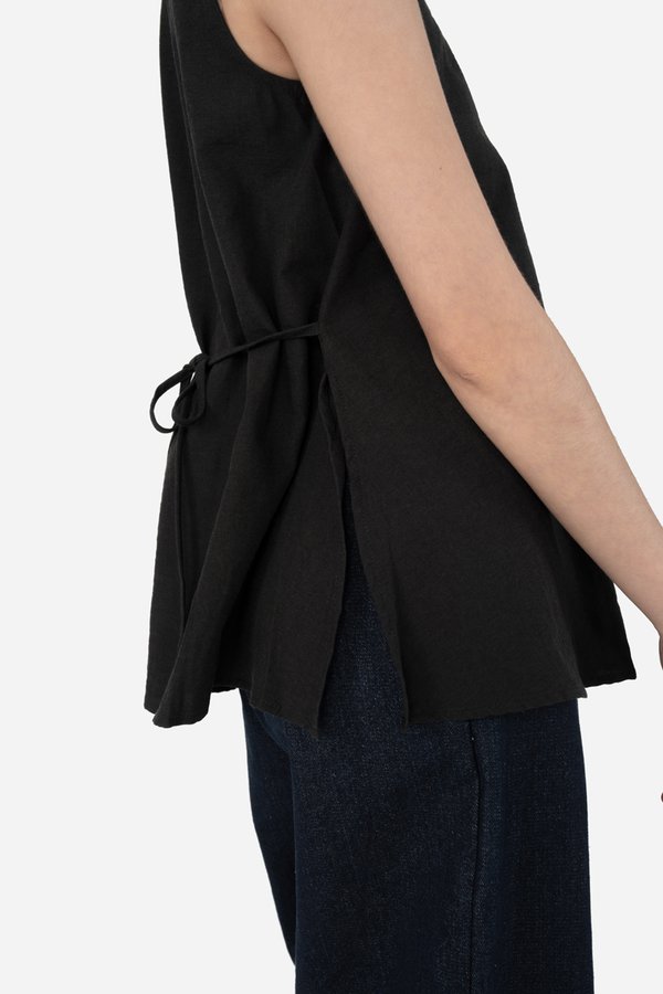 Hollyn Tank